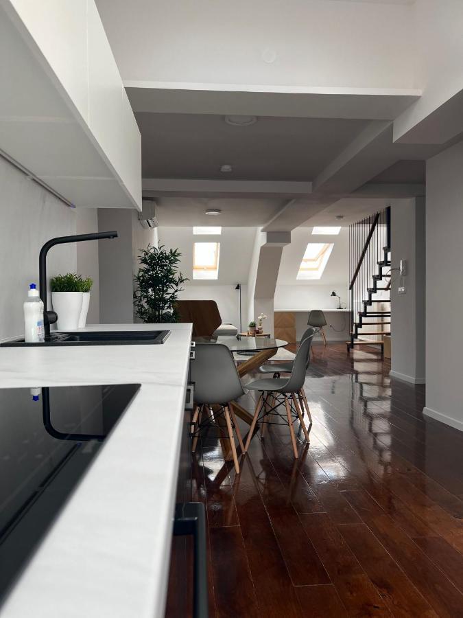 Cozy Loft Apartment In Zagreb Center Luaran gambar