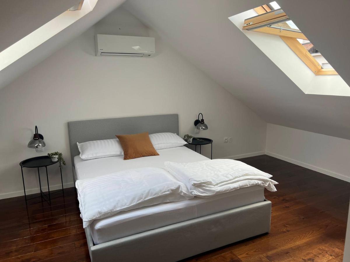 Cozy Loft Apartment In Zagreb Center Luaran gambar