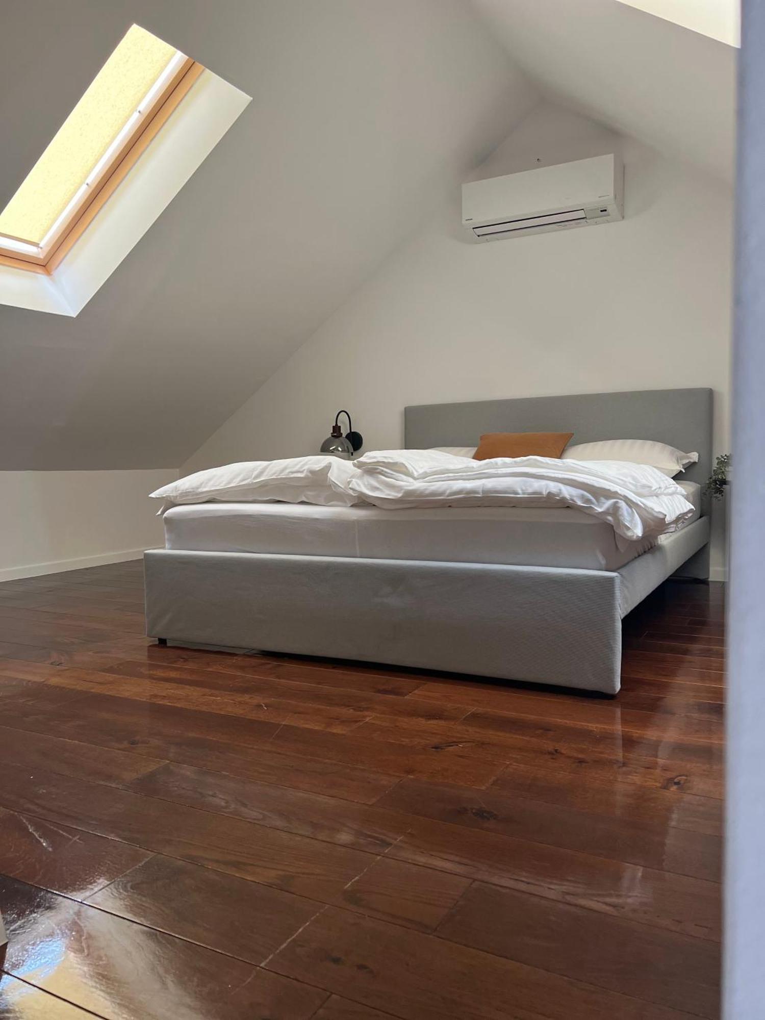 Cozy Loft Apartment In Zagreb Center Luaran gambar