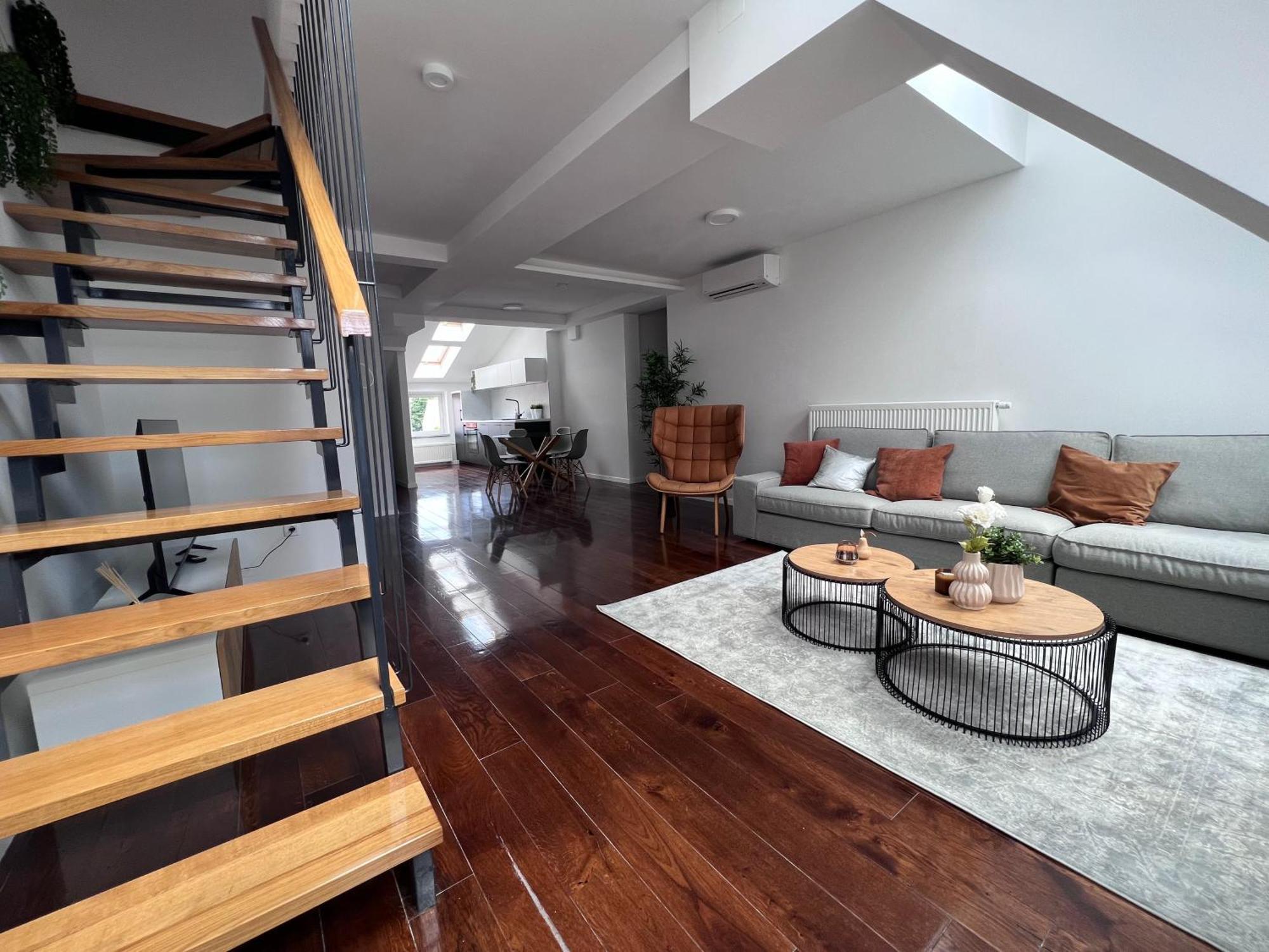 Cozy Loft Apartment In Zagreb Center Luaran gambar